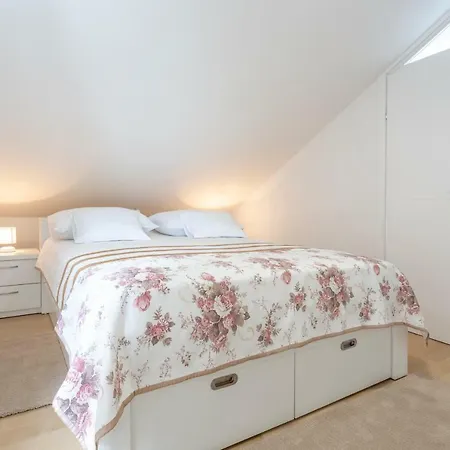New Penthouse Hvar * Hvar Town